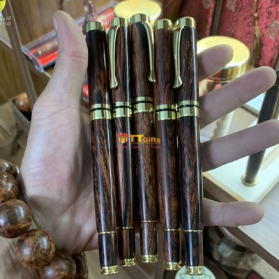 Bút ký gỗ sưa dây dạng nắp BG 10