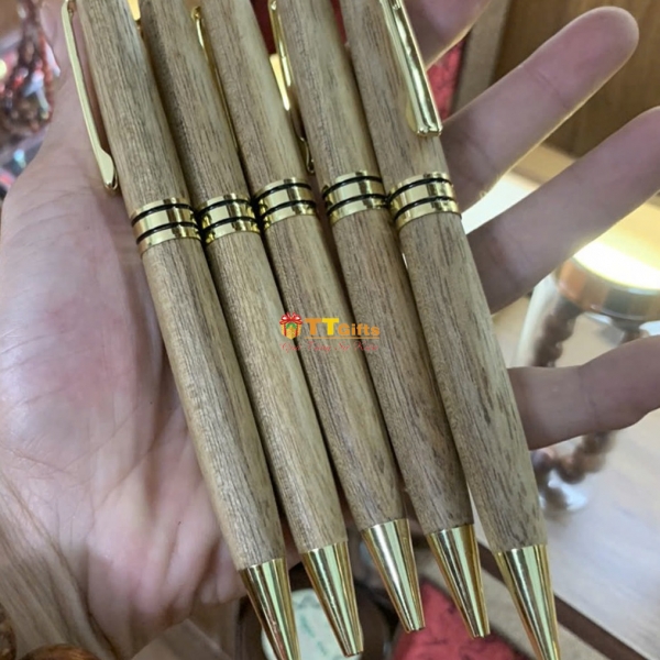 Bút ký bằng gỗ trầm tốc dạng xoay BG 19